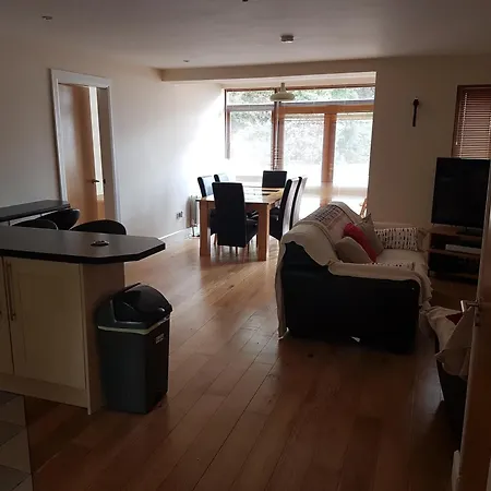 Дом отдыха 6 The Courtyard, Малларанни