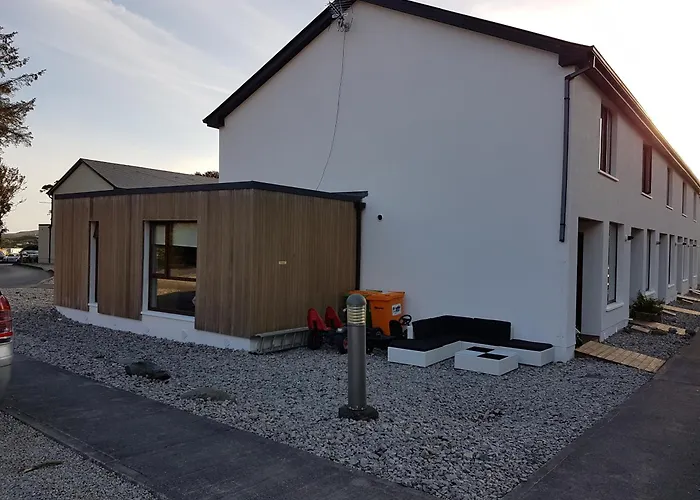 Holiday home 6 The Courtyard,