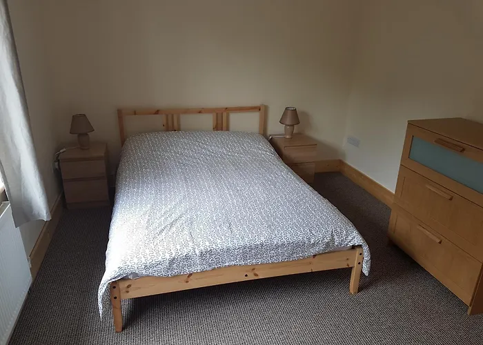 Holiday home 6 The Courtyard, *